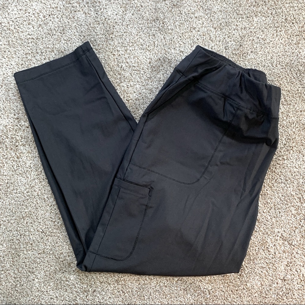 Cherokee Form Mid rise slim/straight scrub pants XL